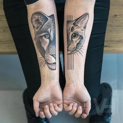 Symmetries-les-demi-tatouages-symetriques-de-Valentin-Hirsch-1