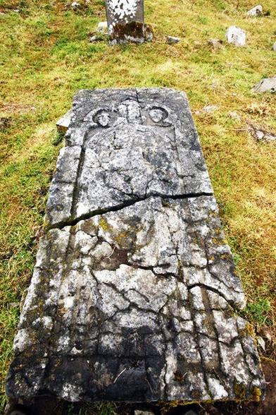 la-tombe-de-saint-nicolas-jerpoint-park-irlande-1