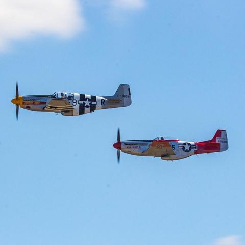 Mustangs #aviation #avgeek #warbirds #airshows #upupaepops #impatientvirgin #p51 #northamerican #kpae #painefield #everett #washington #usa