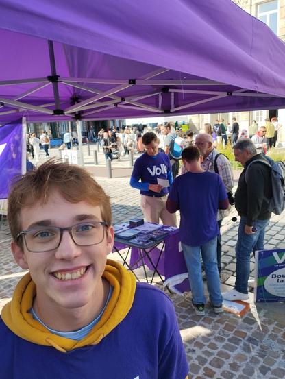 Alexandre dans notre stand sur la Braderie de Lille