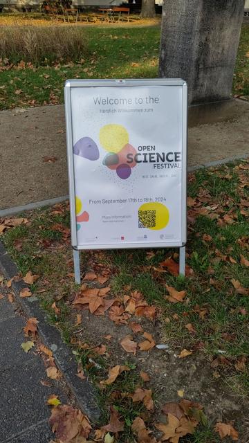 Sign at the front entrance of the Uni Mainz leading to the Open Science Festival 2024