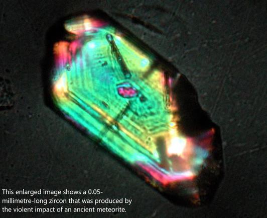 photo - microscope - zircon from meteorite impact