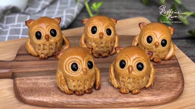 Owl-shaped mooncakes by Katherine Kwa