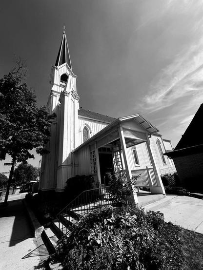 Black and white photo of a church in Lombard. To be honest, it isn’t that great of a architectural significance, but it is on the National Register of Historic Places so shrug.