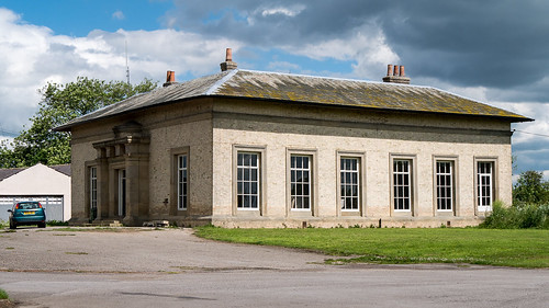 A photo titled "The Banqueting Hall at Naburn Lock on the River Ouse", taken near Naburn Large Lock Swing Bridge by Geoffrey Thompson. on Flickr.