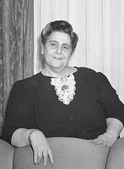 Carmela Telles Leite de Dutra, conocida como dona Santinha, primera dama de Brasil desde 1946 a 1950.