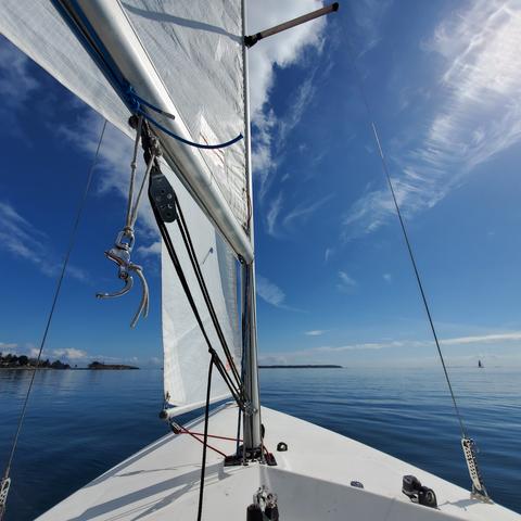 View from pilot seat on Martin 16 sailboat. Looking towards Ten Mile Point & Chatham Island.