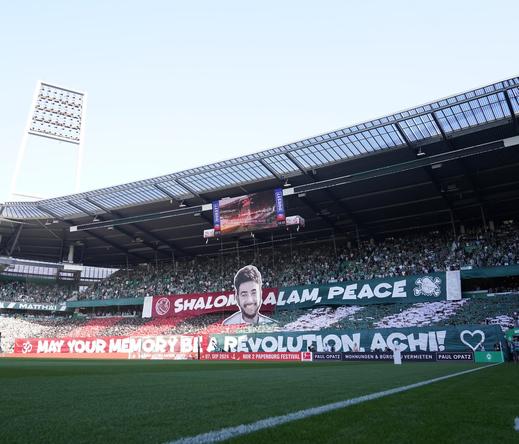 Choreo in Gedenken an Hersh im Weserstadion.