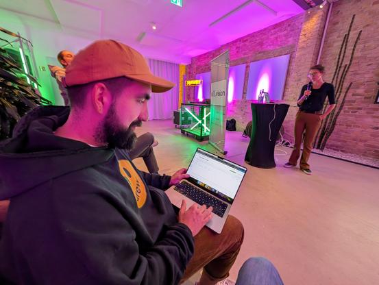 Lucas checking the results - all NFTs claimed - after a 3 min pitch.