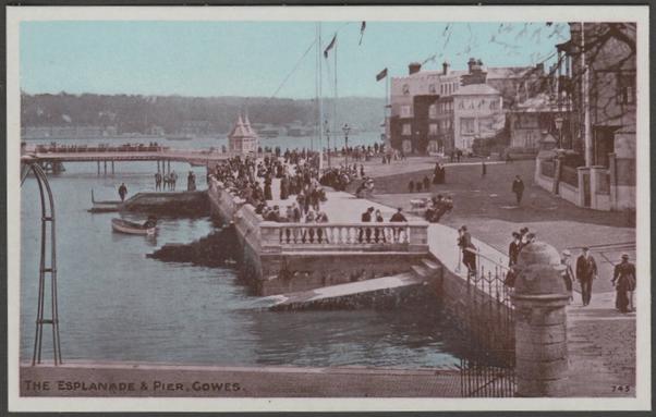 Printed bichromatic postcard showing a view of the Esplanade and pier at Cowes on the Isle of Wight.
Published by J. Welch & Sons, Portsmouth, No 745, c.1910s.
Postally unused.
Very good condition, with extremely slight corner bumps.