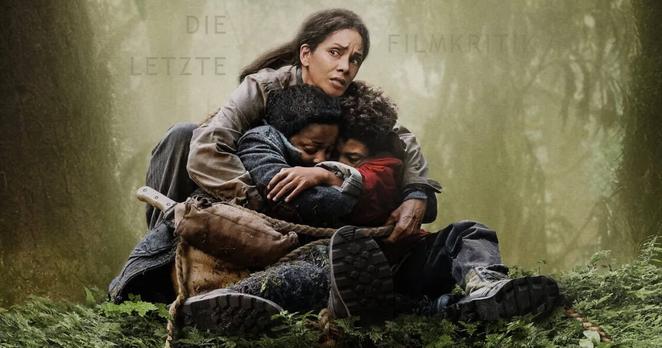 Poster des Horrorfilms "Never Let Go" mit Halle Berry und zwei Kindern in Furcht im Wald als Cover des Podcasts "Die Letzte Filmkritik".