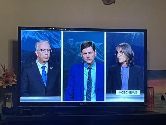 The three on screen. Two look frustrated.