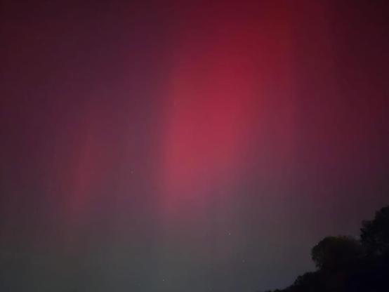 The aurora borealis as seen from my back garden