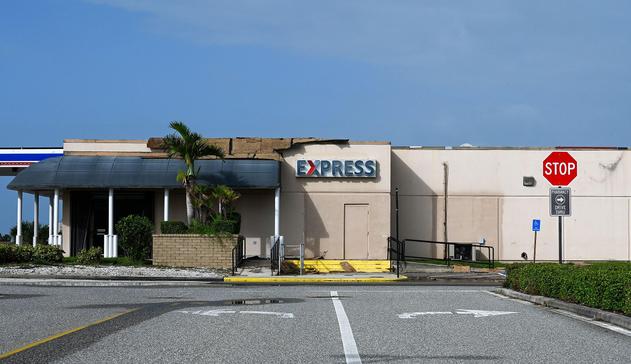 Hurricane_Milton_sweeps_Patrick_Space_Force_Base_at_Category_1_strength_(8694055).jpg