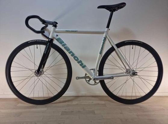 初めての固定ギア自転車?