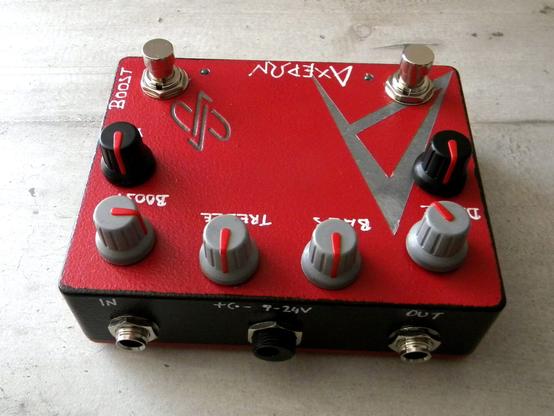 Acheron bass preamp/overdrive pedal by dpFX