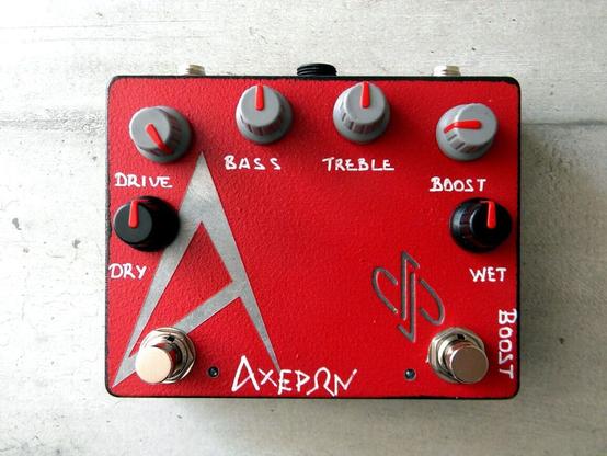 Acheron bass preamp/overdrive pedal by dpFX