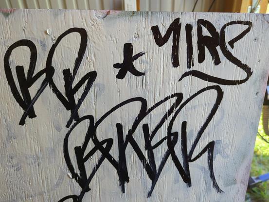 BB Bobr and YIRS tags in black ink