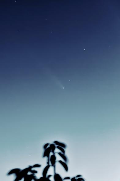 Comet A3 (Tsuchinshan-ATLAS) over Belfast