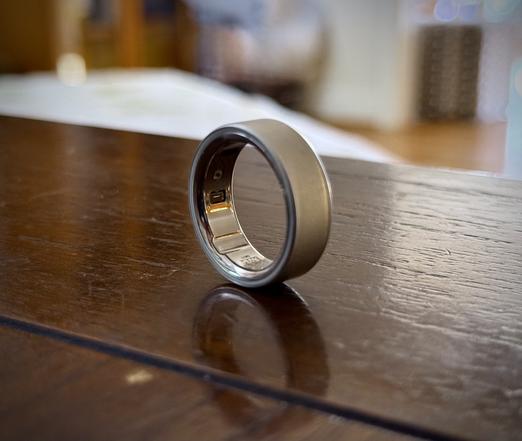 Closeup of the Oura Ring 4.