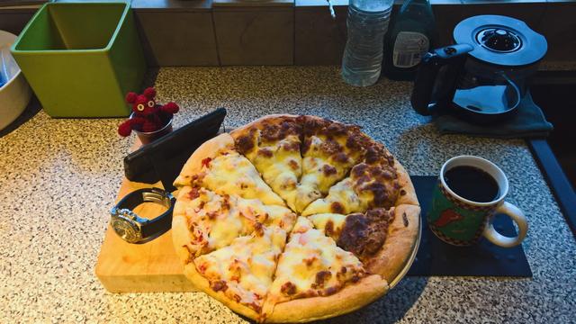 #LookNoPizzaBoxes