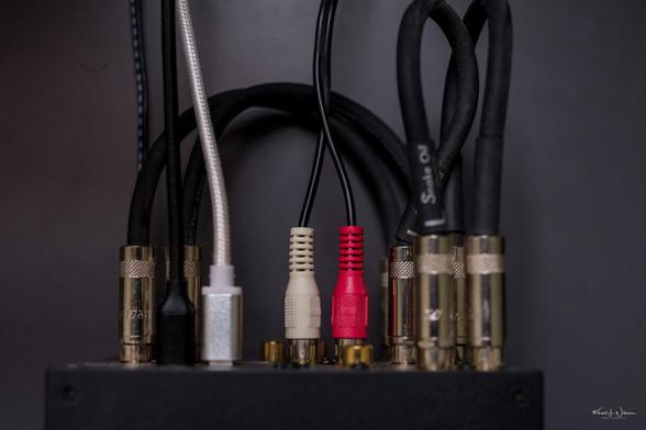 Schiit PYST by Snake Oil