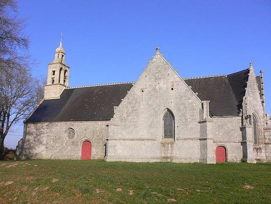 Chapelle Saint-Sébastien à #LeFaouët (#Morbihan) Chapelle en forme de croix latine, avec choeur polygonal et frontons très élancés. Les bas-côtés s'ouvrent de portes avec accolades et fleurons sculptés. A l'int...
Suite 👉 https://monumentum.fr/monument-historique/pa00091192/le-faouet-chapelle-saint-sebastien
#Patrimoine #MonumentHistorique
Photo CC-BY-SA 4.0 : Lanzonnet