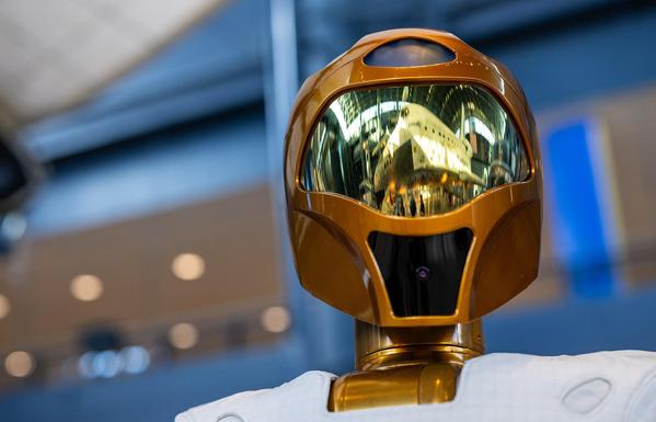 Robonaut_2_on_display_at_NASM_(NHQ202410240004).jpg