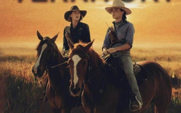 Anna Torv and Philippa Northeast in Territory