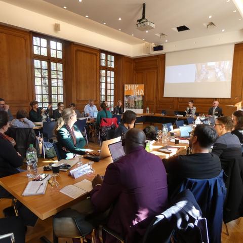 Participants in the general discussion at the German Historical Institute.