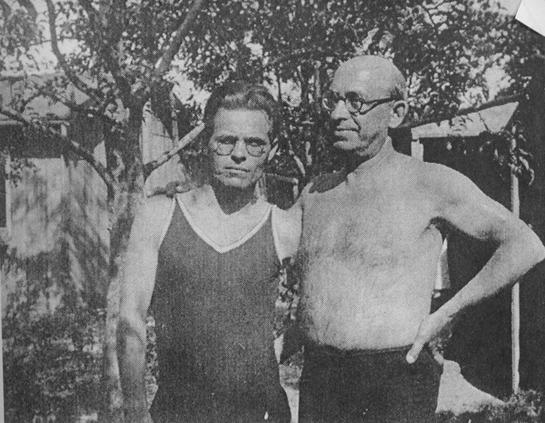 Nestor Makhno and Alexander Berkman in swimsuits at Paris in 1927. By Unknown author - https://so-l.ru/public/images/pictures_tags/istoriya_v/55/d02/6107f77f_e3e084413ed4a693103ad8d7759fbe85.jpg, Public Domain, https://commons.wikimedia.org/w/index.php?curid=62359450