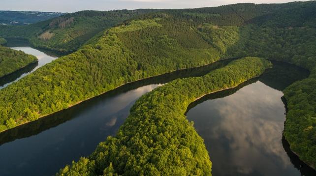 photo - river flowing through incised terrain