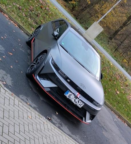 Hyndai ionic 5 front