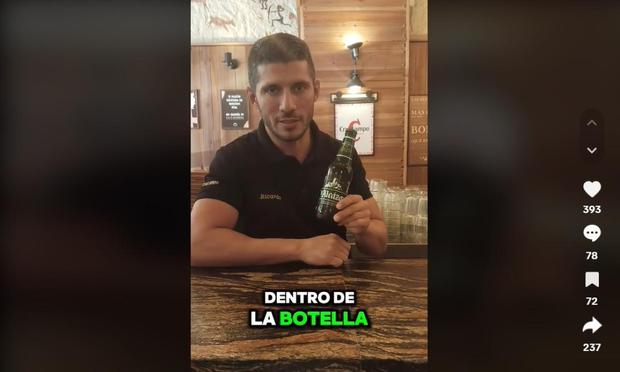 Un momento de la publicación de @lacaverna_malaga. (TIKTOK / @lacaverna_malaga)