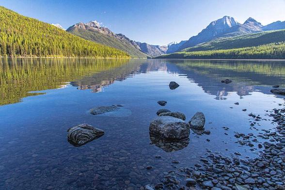 Bowman Lake Glacier National Park

Exploring the Fantastic Bowman Lake and Polebridge Mercantile Glacier National Park

Our journey to Glacier National Park was, quite simply, amazing. From the hiking opportunities to the majestic mountain and lake views to the many, many kinds of wildlife and even the new friends we made along the trails, it was an adventure of a lifetime. You absolutely must make it a point to visit Glacier National Park at least once in your lifetime! You will not be sorry you did.  In this installment we will be covering exploring the fantastic Bowman Lake and Polebridge Mercantile in Glacier National Park!

As part of our journey to Glacier, we traveled to Bowman Lake and Polebridge, Montana. We found some fantastic views and wonderful places to visit along the way. Here are some ideas for your own trip to Glacier and the Bowman Lake and Polebridge areas.

Image:
https://fineartamerica.com/featured/bowman-lake-glacier-national-park-wayne-moran.html

Read more: https://www.WayneMoranPhotography.com/blog/exploring-the-fantastic-bowman-lake-and-polebridge-mercantile-glacier-national-park

#Glacier #NationalPark #GNP #GlacierNationalPark #Bowman #BowmanLake #Mountain #MountainLake #landscape #landscapephotography #travel #photography #travelphotography  

#AYearForArt #buyintoArt #fineart #art #FillThatEmptyWall #homedecorideas