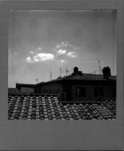 "These roofs"
Autumn Polaroid Week 2024

Camera: Polaroid I-2
Film: Polaroid 600 Monochrome frames
