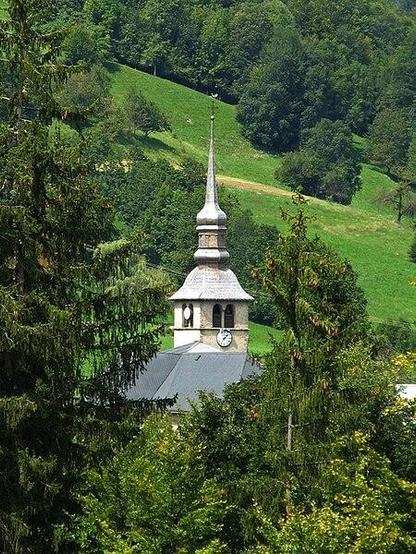 Eglise Notre-Dame de l'Assomption à #Cordon (#HauteSavoie) La communauté de Cordon, rattachée à la collégiale de Sallanches, a utilisé la chapelle Notre-Dame du château comme église paroissiale jusqu'au XVIIIe ...
Suite 👉 https://monumentum.fr/monument-historique/pa00118383/cordon-eglise-notre-dame-de-lassomption
#Patrimoine #MonumentHistorique
Photo CC-BY-SA 4.0 : Siamois