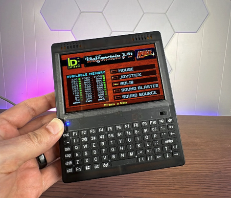 Hand386 handheld running Wolfenstien 3D