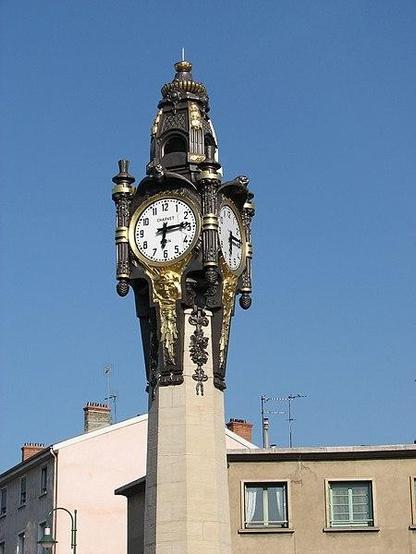 Horloge monumentale à #TassinlaDemiLune (#Rhône) Horloge inaugurée en 1908. Selon la tradition locale, le maire aurait souhaité imposer à ses administrés une heure républicaine, face à l'horloge de l'église Sai...
Suite 👉 https://monumentum.fr/monument-historique/pa69000039/tassin-la-demi-lune-horloge-monumentale
#Patrimoine #MonumentHistorique
Photo CC-BY-SA 4.0 : Mourial