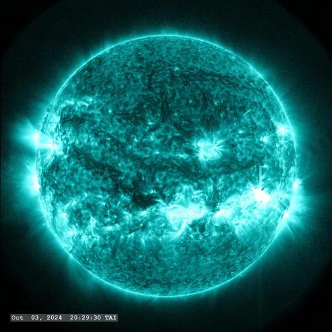 An_M6_7_flare_from_Active_Region_13843_-_October_3,_2024_(SVS5399_-_20241003_AR13843M67_AIA_0131A_PSF_stamped_000311_print).jpg