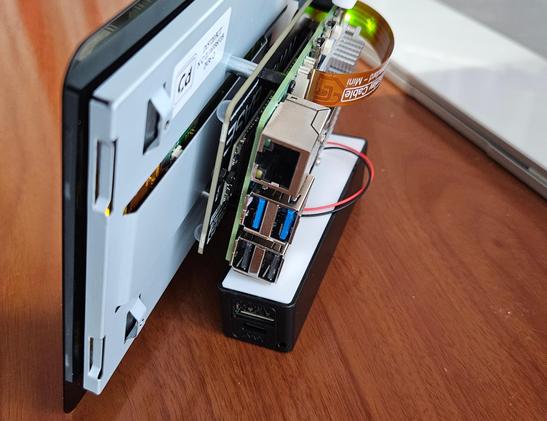 Touch display 2 with pi 5 on the back