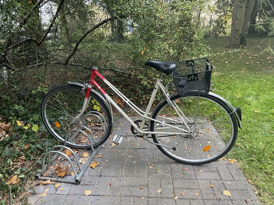 Fahrrad ohne Lenker.