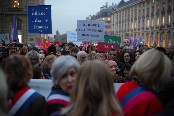 La manifestation place du panthéon à Paris