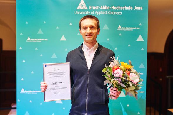 Aliaksei Kobylinskiy bei der Verleihung des DAAD-Preises am 29. Oktober 2024; Foto: Anna Schroll