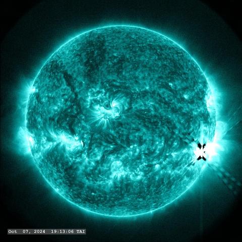An_X2_1_and_X1_0_flare_from_Active_Region_13842_-_October_7,_2024_(SVS5402_-_20241007_AR13842X21_AIA_0131A_PSF_stamped_000304_print).jpg