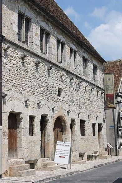 Grange aux dîmes à #Provins (#SeineEtMarne) Construction Moyen Age. La grange aux dîmes : classement par avis de classement du 16 avril 1847.
Suite 👉 https://monumentum.fr/monument-historique/pa00087206/provins-grange-aux-dimes
#Patrimoine #MonumentHistorique
Photo CC-BY-SA 4.0 : Reinhardhauke