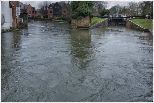 A photo titled "River Kennet in flood at Newbury Lock", taken near Lock 85, Newbury Lock by Gillie… on Flickr.
