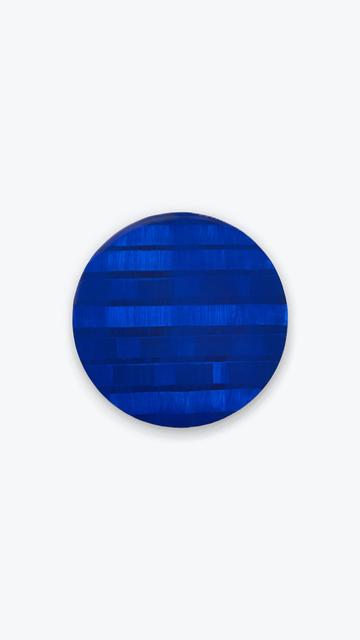 Round drawing luminious blue.