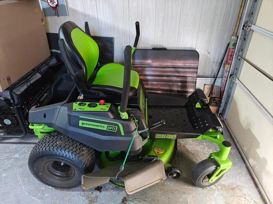 Greenworks zero turn mower