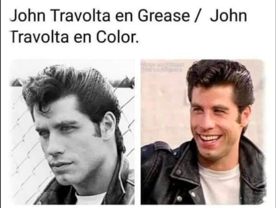 John Travolta en Grease ( Se ve una imagen de John Travolta en gris y blanco)
John Travolta en Color ( Se ve una imagen de John Travolta en color)